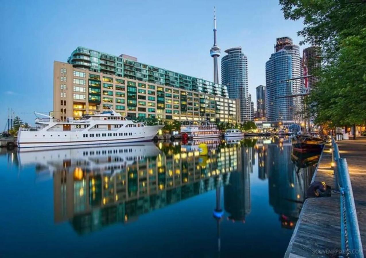 Beautiful 1Bd 1Ba Condo Lake And City Views Toronto Exterior photo